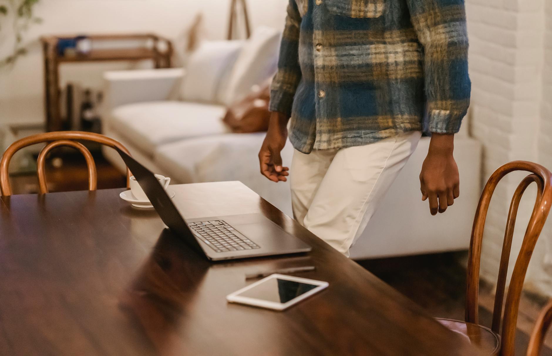 Kinh Doanh Online Từ Con Số 0: Hướng Dẫn Chi Tiết Bán Hàng Trên Mạng Xã Hội