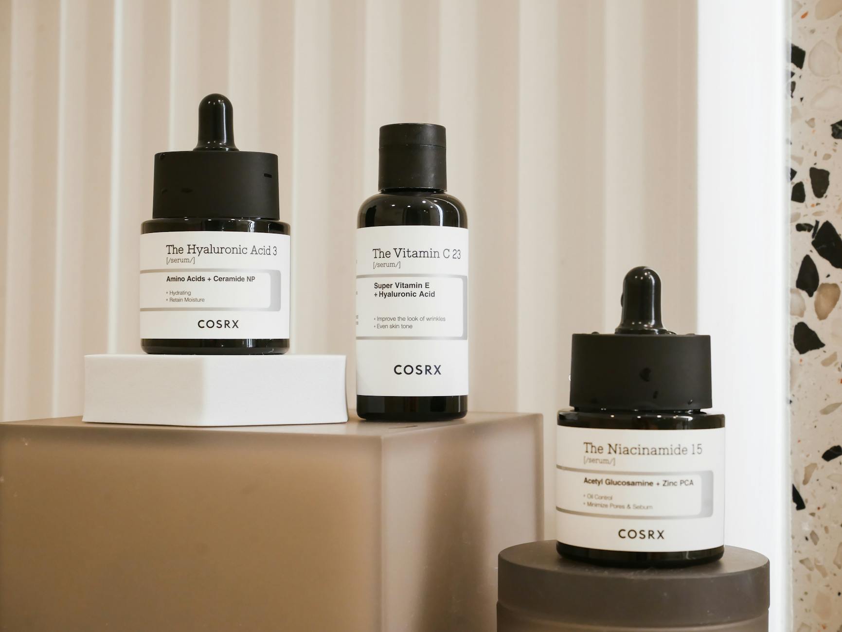 Serum HA La Roche Posay - 'Cứu tinh' cho làn da khô ráp, thiếu ẩm: Review chân thực từ A đến Z!