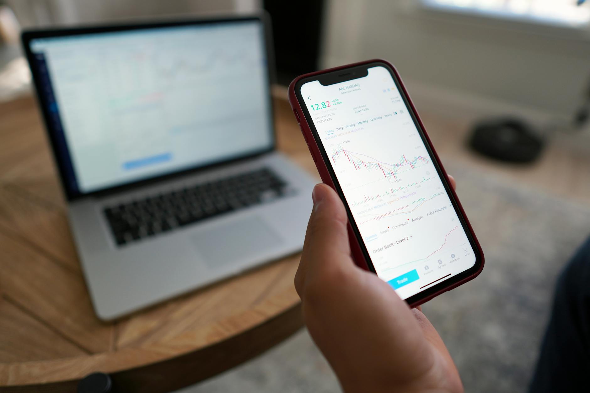 Làm Giàu Từ Đầu Tư Online: Kinh Nghiệm Thực Chiến Từ Chuyên Gia