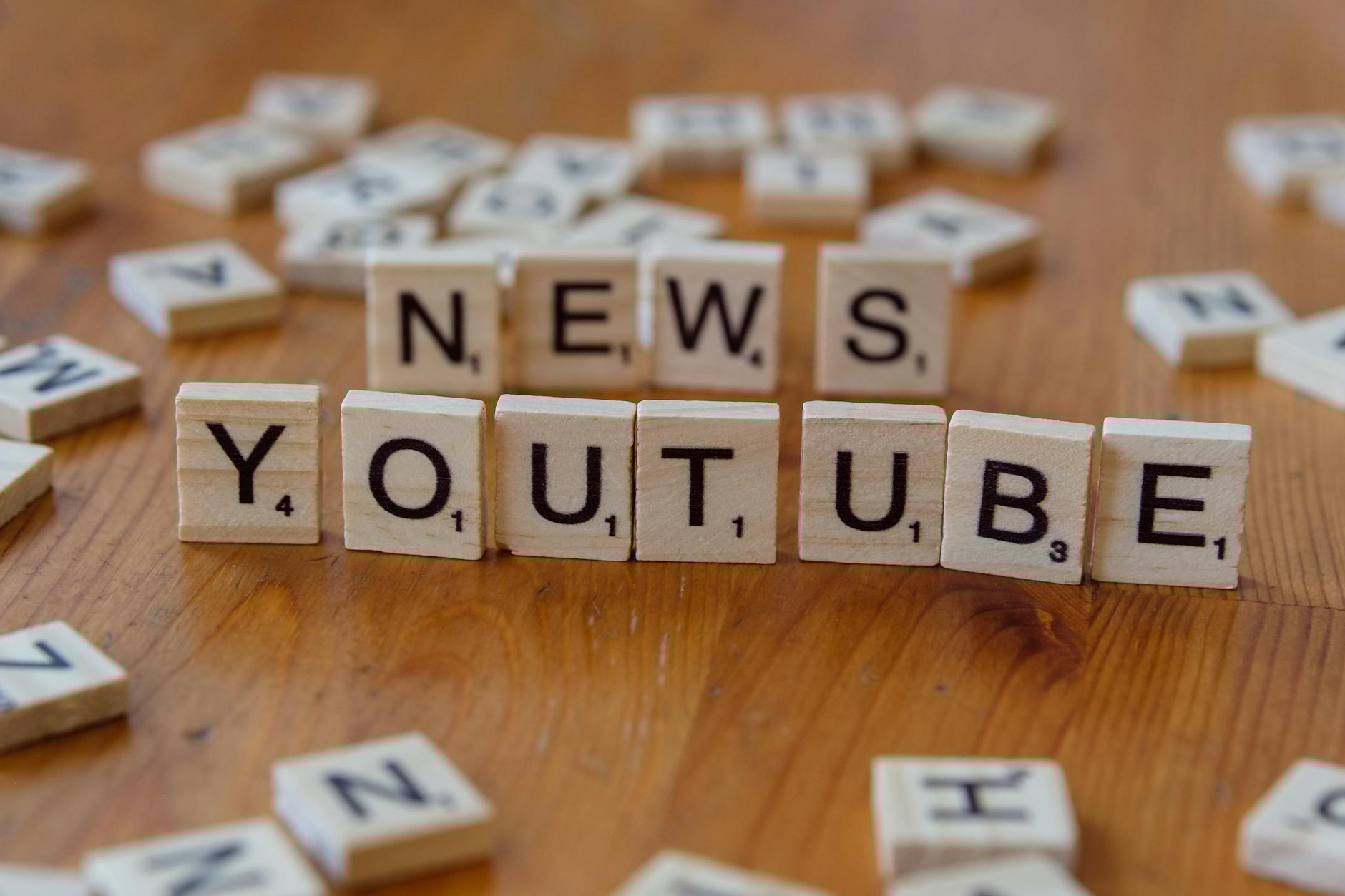 YouTube, TikTok, Podcast: Xây Dựng Đế Chế Nội Dung, Kiếm Tiền Khủng 5 YouTube: Nền Tảng Video Số 1 Thế Giới