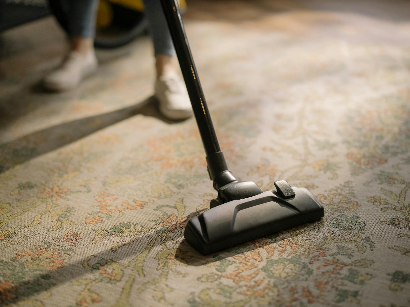 Phân Loại Máy Hút Bụi: Hiểu Rõ Để Chọn Đúng
