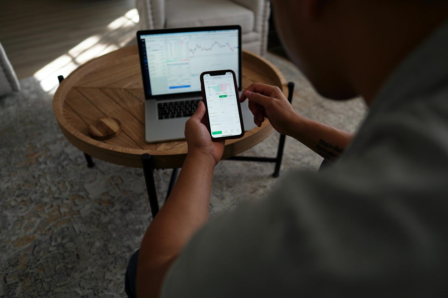 Kiếm Tiền Online Từ A-Z: Cẩm Nang Toàn Diện Cho Người Mới Bắt Đầu 5 Những Phương Pháp Kiếm Tiền Online Phổ Biến Nhất (Và Cách Bắt Đầu)