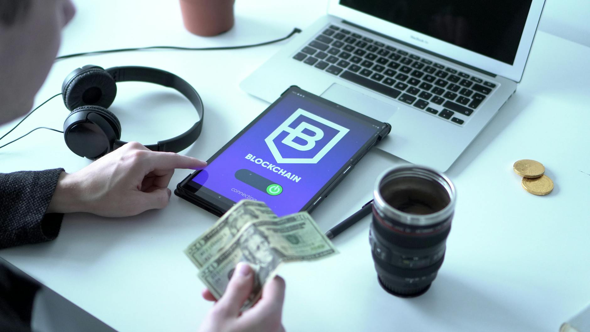 Tự do tài chính trong tầm tay: Hướng dẫn đầu tư online thông minh 6 Bí quyết đầu tư online thông minh và hiệu quả