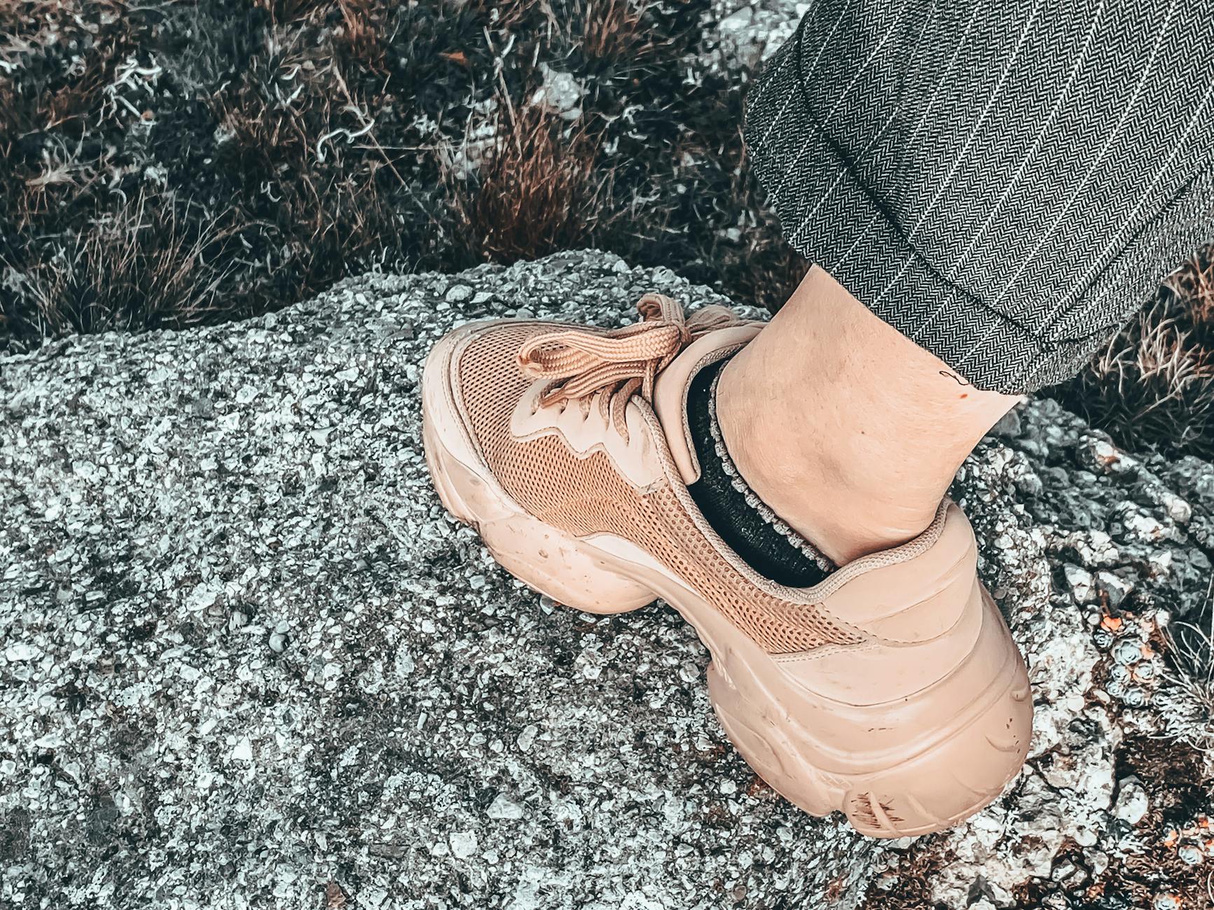 Xây Dựng Thương Hiệu Cá Nhân Trên WordPress: Định Vị & Tạo Sự Khác Biệt 6 Bước 2: Tạo Sự Khác Biệt – Điểm Nhấn Của Bạn Là Gì?